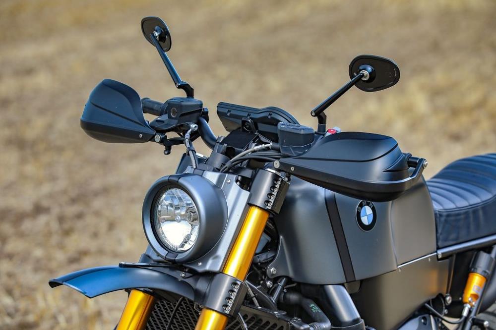 BMW R1200R Scrambler Motorrad Komplett-Umbau without limits
