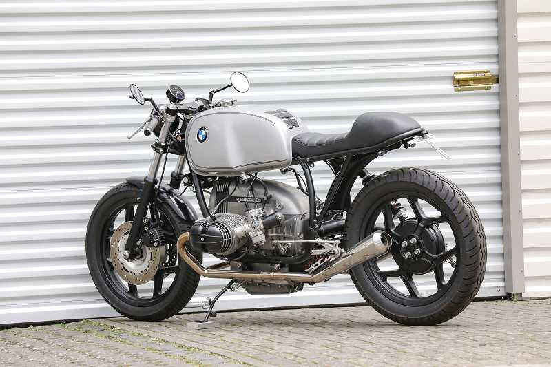 BMW Cafe Racer SE Concept Bike Silver Edition