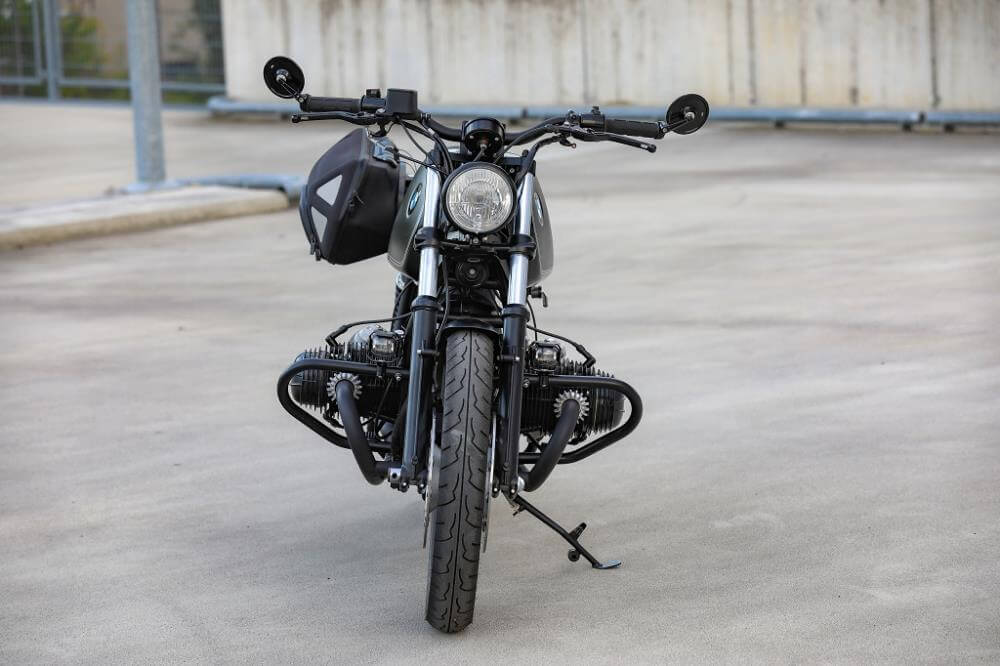 BMW Roadster SE Concept Bike Travel Line Noir