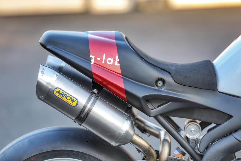 Triumph Speed "Triple X" racer conversion on 1050er base