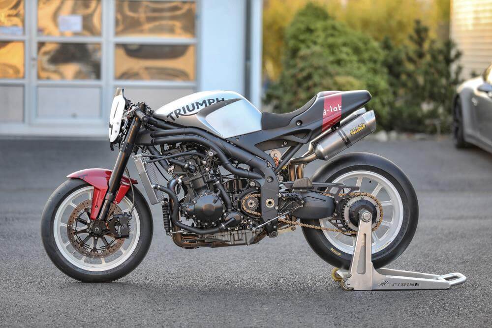 Triumph Speed "Triple X" racer conversion on 1050er base