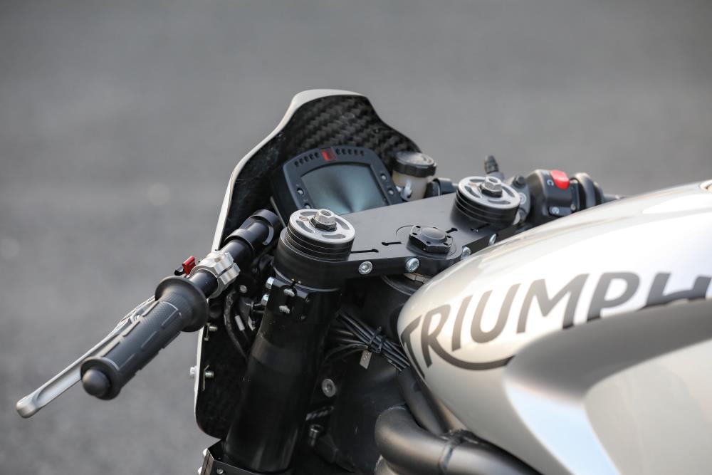 Triumph Speed "Triple X"  Racer Umbau auf 1050er Basis